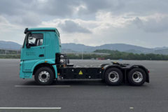 载合汽车 轻量侠 6X4 纯电动牵引车 亿纬400kWh 载合汽车 轻量侠 6X4 纯电动牵引车 亿纬400kWh