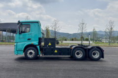 载合汽车 轻量侠 6X4 纯电动牵引车 亿纬600kWh