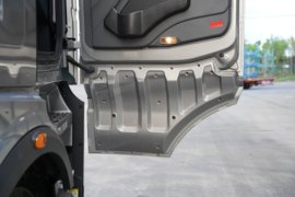 星途&nbsp;电动牵引车驾驶室图片