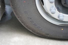 深向星辰&nbsp;电动牵引车底盘图片