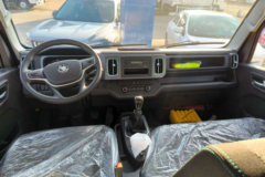 福田欧马可x 工程版 2.5L柴油 150马力 采埃孚5档 3.19米双排栏板轻卡 福田欧马可x 工程版 2.5L柴油 150马力 采埃孚5档 3.19米双排栏板轻卡