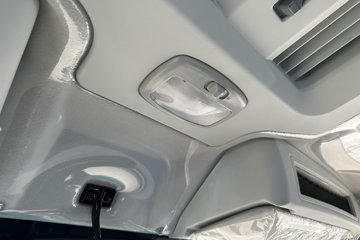 ����HOWO�Ῠ���� 2025�� 2.3L���� 151���� ������8�� 4.15�׵��������ῨͼƬ