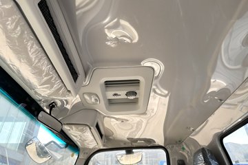 ����HOWO�Ῠ���� 2025�� 2.3L���� 151���� ������8�� 4.15�׵��������ῨͼƬ