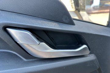 ����HOWO�Ῠ���� 2025�� 2.3L���� 151���� ������8�� 4.15�׵��������ῨͼƬ