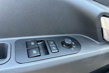 ����HOWO�Ῠ���� 2025�� 2.3L���� 151���� ������8�� 4.15�׵��������ῨͼƬ