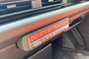 ��������V919 2025�� ��ҫ�澫Ӣ�� 2�� ����Ͷ����綯��ջ��� �Ϸʹ���41.93kWhͼƬ