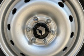 V919 电动封闭厢货底盘图片