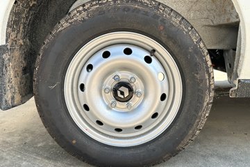 ��������V919 2025�� ��ҫ�澫Ӣ�� 2�� ����Ͷ����綯��ջ��� �Ϸʹ���41.93kWhͼƬ