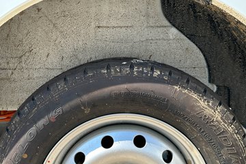 ��������V919 2025�� ��ҫ�澫Ӣ�� 2�� ����Ͷ����綯��ջ��� �Ϸʹ���41.93kWhͼƬ