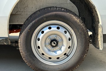 ��������V919 2025�� ��ҫ�澫Ӣ�� 2�� ����Ͷ����綯��ջ��� �Ϸʹ���41.93kWhͼƬ