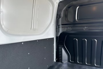 ��������V919 2025�� ��ҫ�澫Ӣ�� 2�� ����Ͷ����綯��ջ��� �Ϸʹ���41.93kWhͼƬ