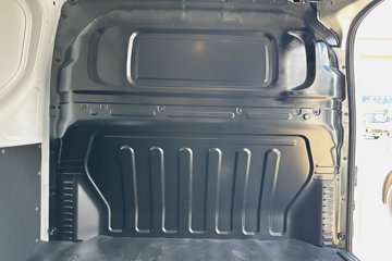 ��������V919 2025�� ��ҫ�澫Ӣ�� 2�� ����Ͷ����綯��ջ��� �Ϸʹ���41.93kWhͼƬ