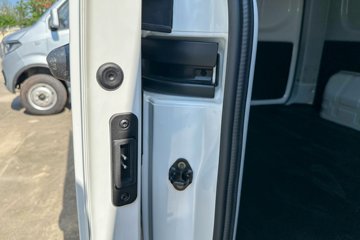 ��������V919 2025�� ��ҫ�澫Ӣ�� 2�� ����Ͷ����綯��ջ��� �Ϸʹ���41.93kWhͼƬ