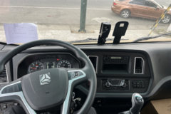 中国重汽成都商用车 V3 4.3L柴油 220马力 6X2 法士特10档 4.7米排半自卸车