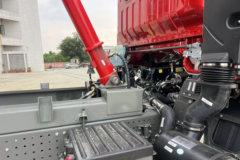 中国重汽成都商用车 V3 4.3L柴油 220马力 4X2 法士特10档 4.44米排半自卸车