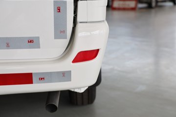 �����𱭺�ʨ 2025�� ������ 2L���� 136���� 2����ջ���ͼƬ
