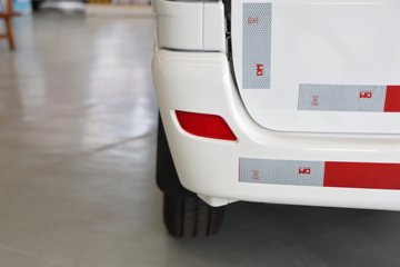 �����𱭺�ʨ 2025�� ������ 2L���� 136���� 2����ջ���ͼƬ