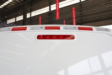 �����𱭺�ʨ 2025�� ������ 2L���� 136���� 2����ջ���ͼƬ