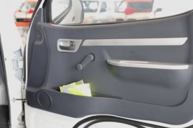 金杯海狮&nbsp;VAN/轻客驾驶室图片