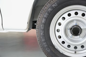 �����𱭺�ʨ 2025�� ������ 2L���� 136���� 2����ջ���ͼƬ