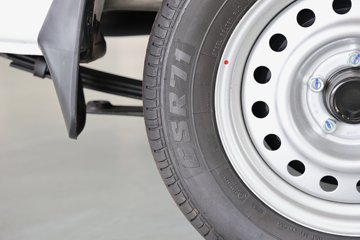 �����𱭺�ʨ 2025�� ������ 2L���� 136���� 2����ջ���ͼƬ