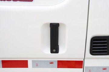 �����𱭺�ʨ 2025�� ���� 2L���� 136���� 2���߶���ջ���ͼƬ