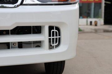 �����𱭺�ʨ 2025�� ���� 2L���� 136���� 2���߶���ջ���ͼƬ