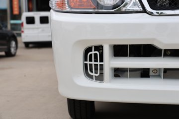 �����𱭺�ʨ 2025�� ���� 2L���� 136���� 2���߶���ջ���ͼƬ