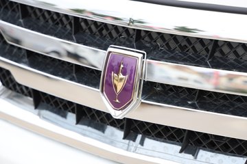 �����𱭺�ʨ 2025�� ���� 2L���� 136���� 2���߶���ջ���ͼƬ