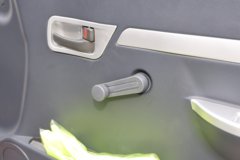 沈阳金杯海狮 2025款 翔运 2L汽油 136马力 2座高顶封闭货车 沈阳金杯海狮 2025款 翔运 2L汽油 136马力 2座高顶封闭货车