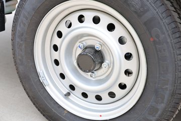 �����𱭺�ʨ 2025�� ���� 2L���� 136���� 2���߶���ջ���ͼƬ