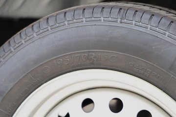 �����𱭺�ʨ 2025�� ���� 2L���� 136���� 2���߶���ջ���ͼƬ