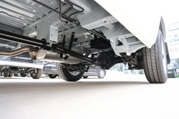 �����𱭺�ʨ 2025�� ���� 2L���� 136���� 2���߶���ջ���ͼƬ