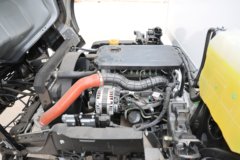 上汽跃进超越H500 大咖 170马力 4X2 4.09米冷藏车