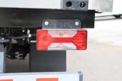 上汽跃进超越H500 大咖 170马力 4X2 4.09米冷藏车