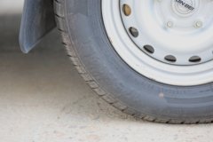 金杯 新海豚EV 2025款舒适型 3.2米单排纯电动栏板微卡 弗迪42.3kWh