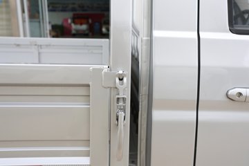 �� �º���EV 2025�������� 3.2�׵��Ŵ��綯����΢�� ����42.3kWhͼƬ