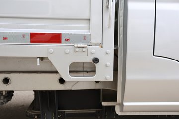 �� �º���EV 2025�������� 3.2�׵��Ŵ��綯����΢�� ����42.3kWhͼƬ