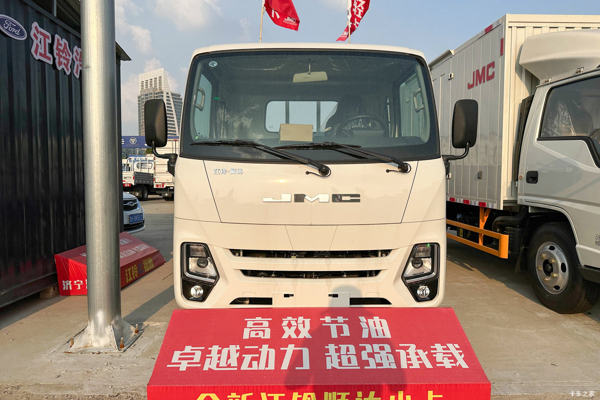 江铃全新顺达豪华款解析 136马力 城配轻载栏板轻卡创富优选