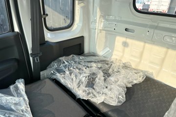 ����ȫ��˳�� ������ 2.5L���� 136���� ������5�� 3.3���Ű������ῨͼƬ