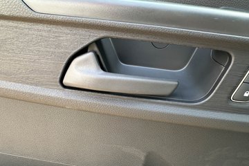 ����ȫ��˳�� ������ 2.5L���� 136���� ������5�� 3.3���Ű������ῨͼƬ