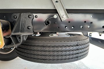 ����ȫ��˳�� ������ 2.5L���� 136���� ������5�� 3.3���Ű������ῨͼƬ