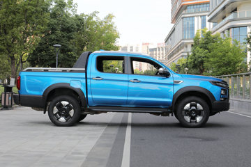 ����Ƥ�� ��;PHEV 2025�� ��ҫ�� ���� ������ʽ��϶���˫��Ƥ�� 31.2kWhͼƬ