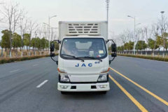 江淮帅铃EV3 4X2 3.89米单排纯电动冷藏车 61.66kWh 江淮帅铃EV3 4X2 3.89米单排纯电动冷藏车 61.66kWh