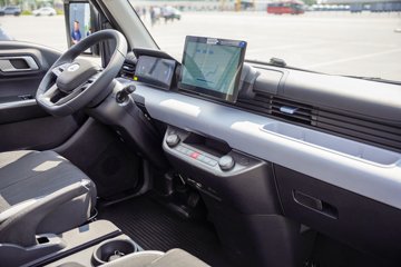 ���ǵ�T4 3.7�׵��Ŵ��綯�����Ῠ ����62.361kWhͼƬ