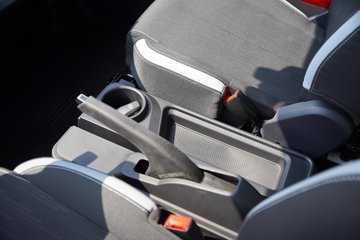 ���ǵ�T4 3.7�׵��Ŵ��綯�����Ῠ ����62.361kWhͼƬ