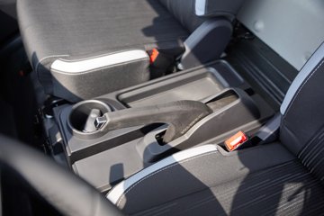 ���ǵ�T4 3.7�׵��Ŵ��綯�����Ῠ ����62.361kWhͼƬ