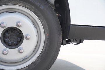 ���ǵ�T4 3.7�׵��Ŵ��綯�����Ῠ ����62.361kWhͼƬ