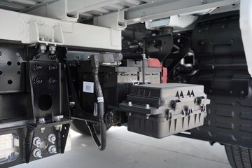 ���ǵ�T4 3.7�׵��Ŵ��綯�����Ῠ ����62.361kWhͼƬ