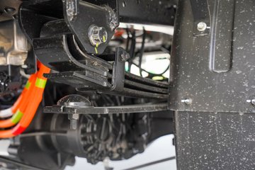 ���ǵ�T4 3.7�׵��Ŵ��綯�����Ῠ ����62.361kWhͼƬ